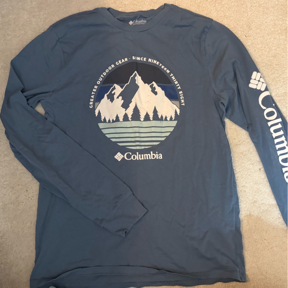 Columbia Men's Graphic Blue Long Sleeve Tee